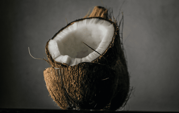 Les 4 propriétés de l'huile de coco à inclure dans votre routine